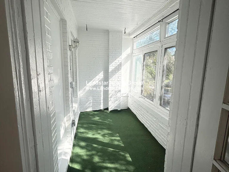 7460 N Greenview Ave #2 — Photo 3