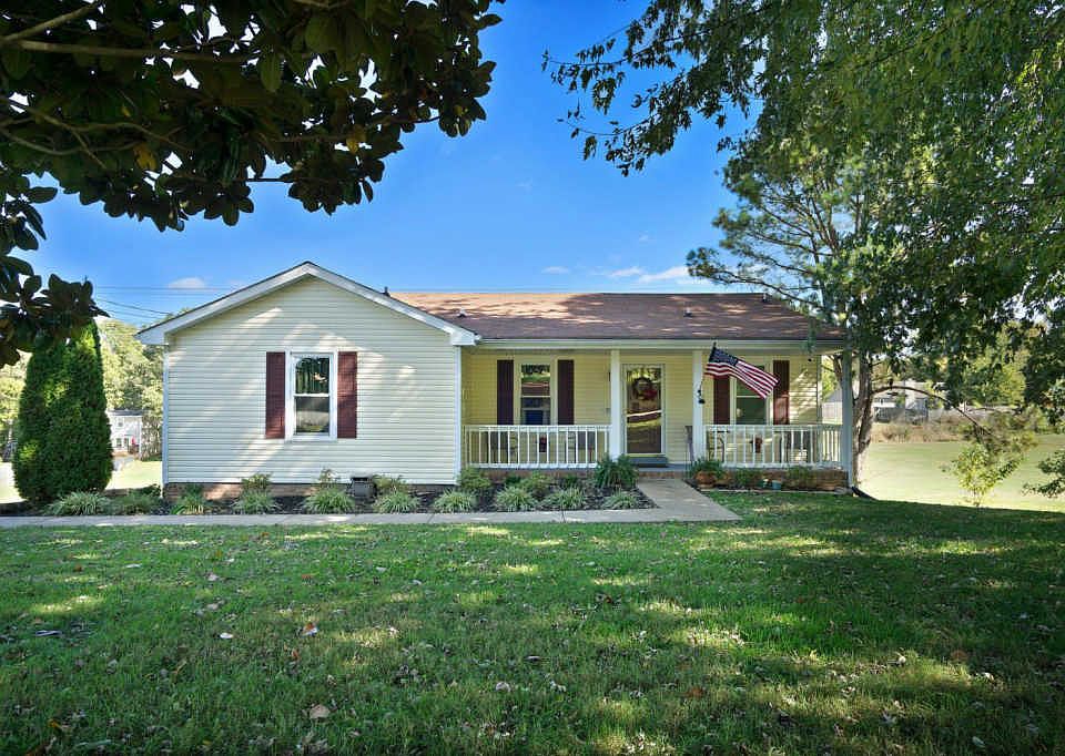 1st image of 714 Ashwood Dr