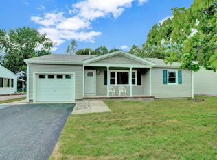 205 Martinique Dr, Toms River, NJ