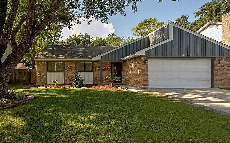 1st image of 18114 Autumn Trails Ln