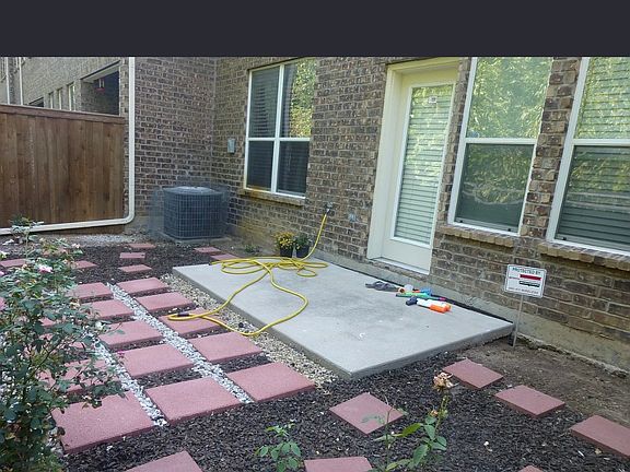 4th image of 2929 Muirfield Dr
