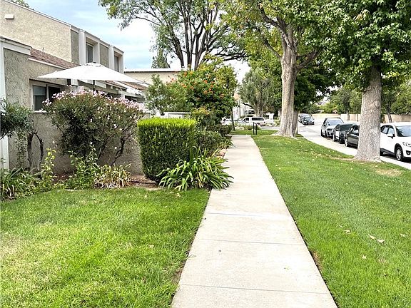 3rd image of 25711 Tournament Rd