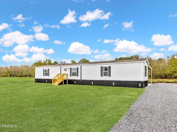 126 Bearb Rd, Sunset, LA 70584