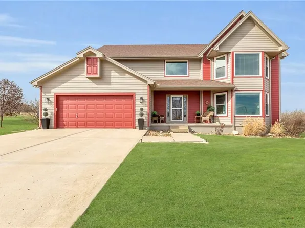 26874 Jaymar Dr, Louisburg, KS 66053