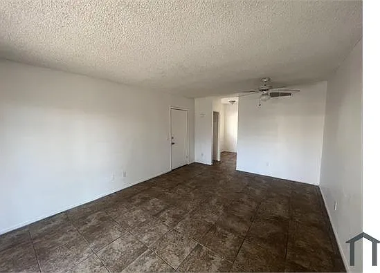 2838 E Marconi Ave #203 — Photo 11