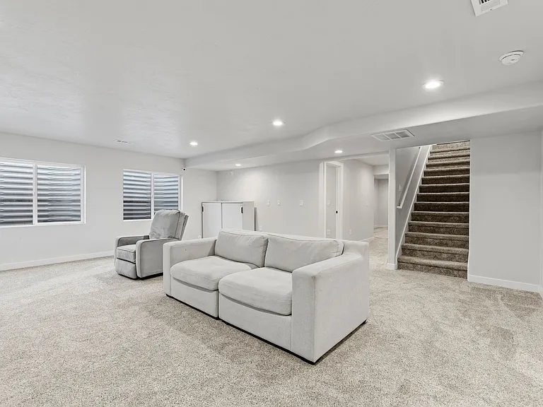 2737 N 3760 W — Photo 27