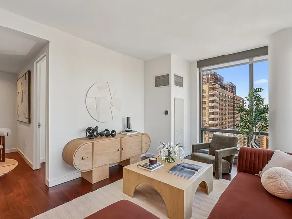 200 W 67th St, New York, NY