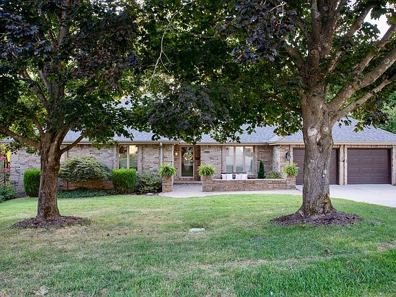 2nd image of 5115 S Castlewood Drive
