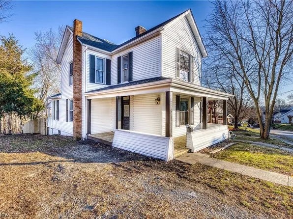 341 Woodlawn Ave, Cambridge, OH 43725