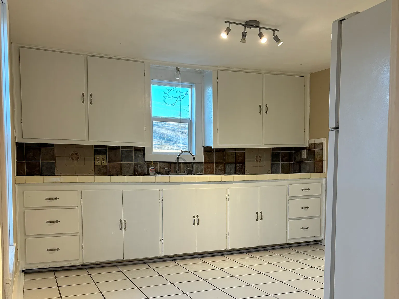 1 bed, 518 sqft, $825 — Photo 4