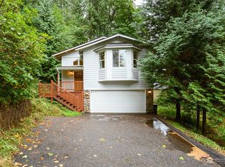 17A Little Strawberry Ln, Bellingham, WA