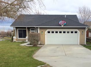8601 W Klamath Ave, Kennewick, WA 99336