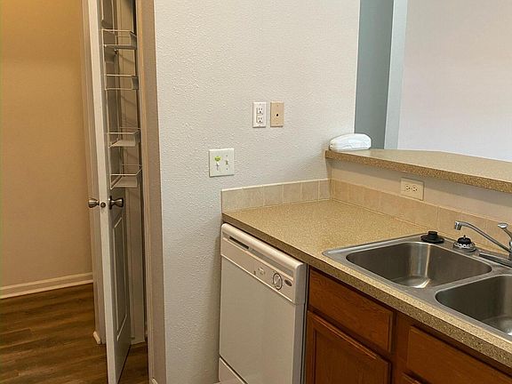 4th image of 13499 Artes St #A