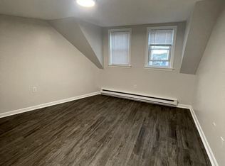 1 Calhoun Ave #2, Everett, MA 02149