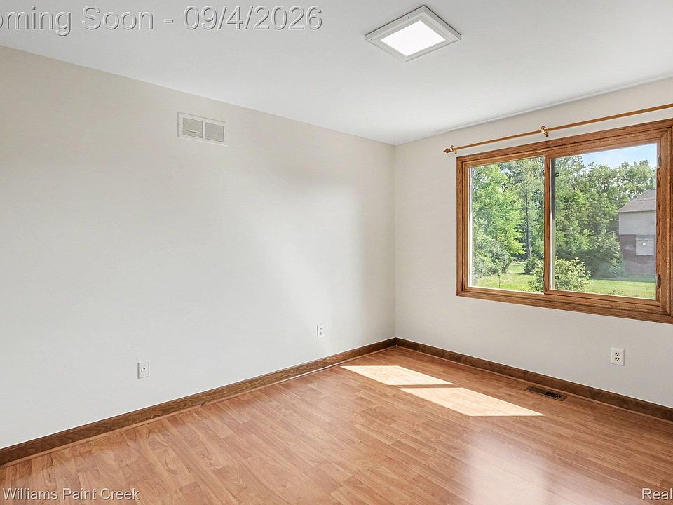 627 Parkland Dr, photo 14