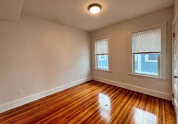 5th image of 17 Ashland St APT 2C