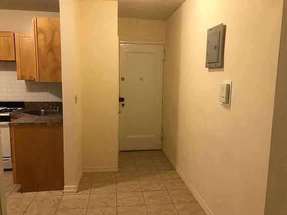 3rd image of 28-35 41st St #D2