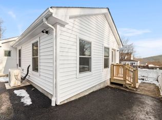 7 Mountain Rd, Denville, NJ 07834