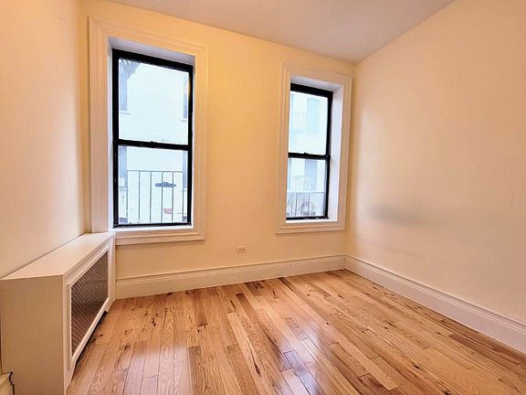3rd image of 26 E 105th St #1T