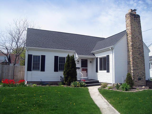 1122 Elm Street