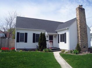 1122 Elm St, Manitowoc, WI 54220