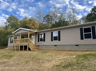 295 Carroll Hollow Rd, Clinton, TN 37716