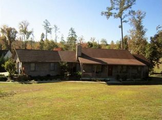 2392 Gwendale Dr E, Lizella, GA 31052