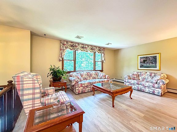 3rd image of 1258 Saybrook Road