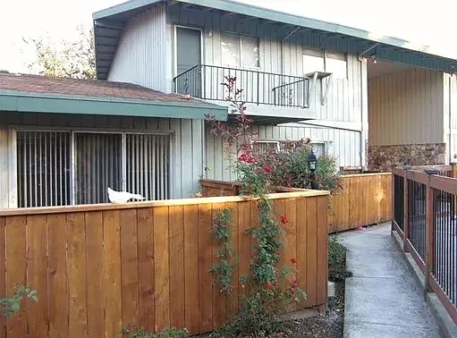 Fairmont Villa — Photo 13