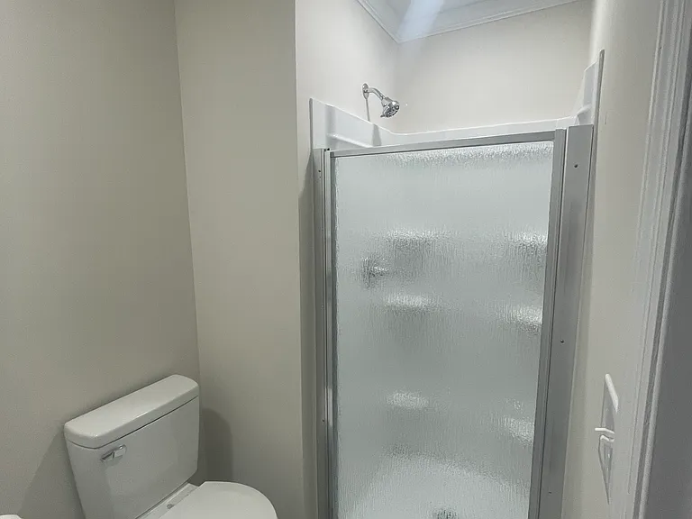 520 W 8th St — Photo 12
