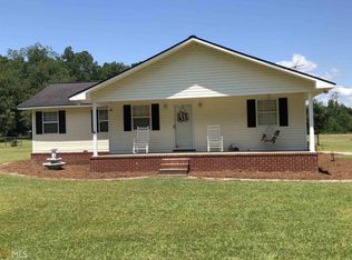 101 McNeely Ln, Claxton, GA 30417
