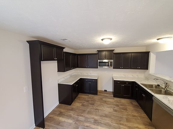 4th image of 112 Kash Court Lot 32