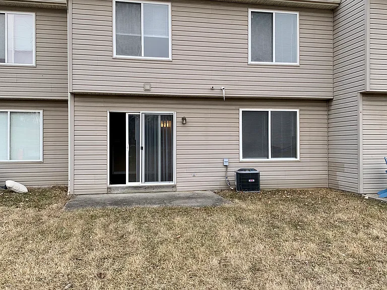 163 Norlawn Cir — Photo 2