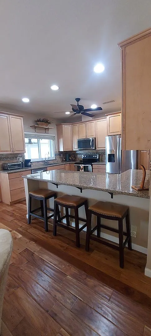 Desirable Furnished Sun City West Home — Photo 4