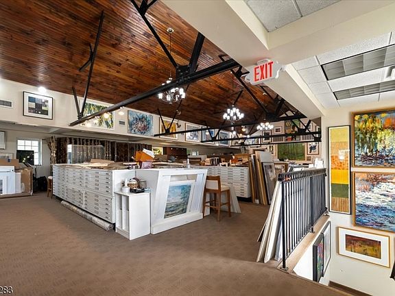 5th image of 1850 Burnt Mills Rd