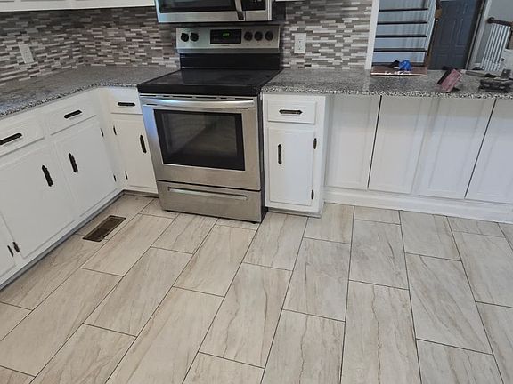 2nd image of 103 Shiloh Ln