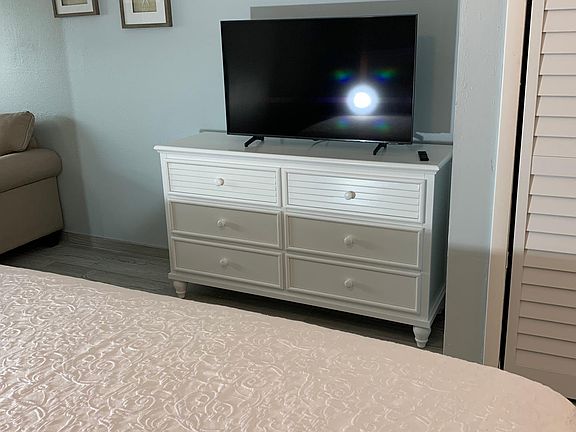 4th image of 2700 Gulf Blvd #3W