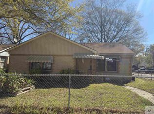 1302 Hickory St, Texarkana, AR 71854
