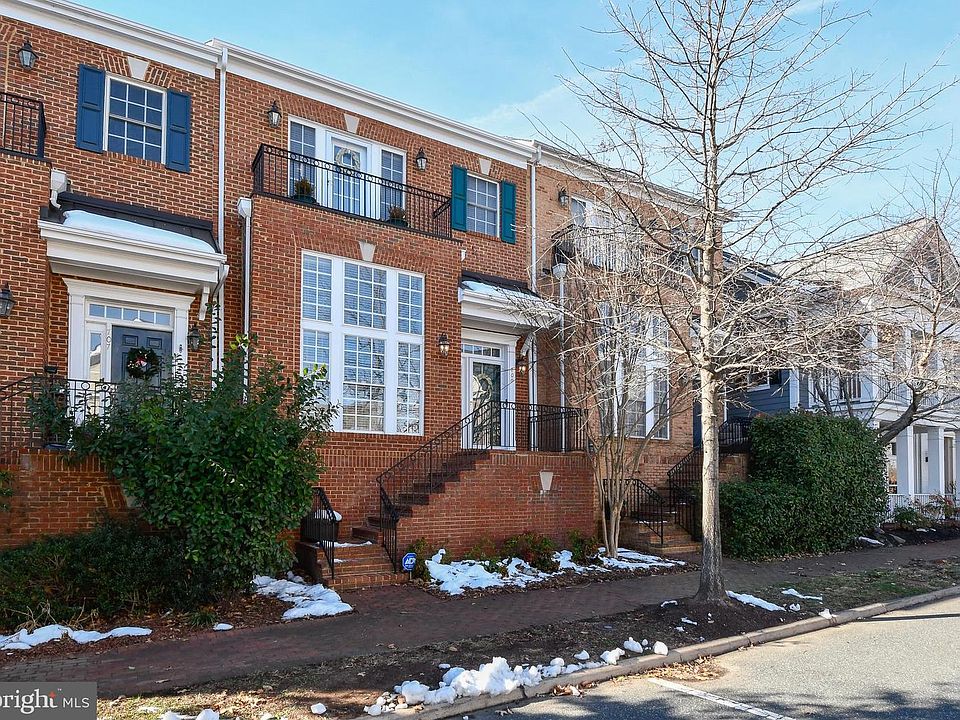 1st image of 709 Belmont Bay Dr
