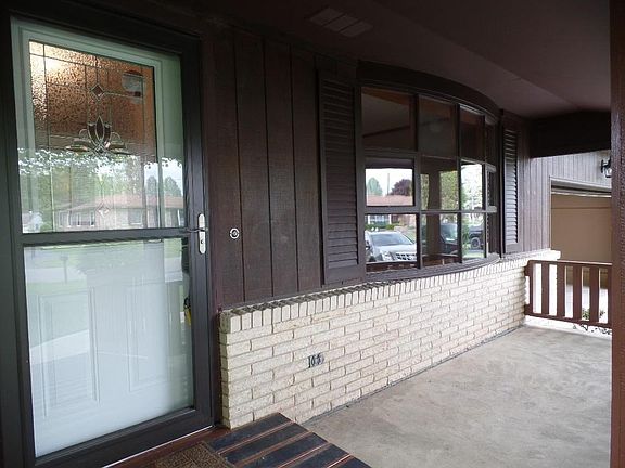 3rd image of 107 Gregory Dr