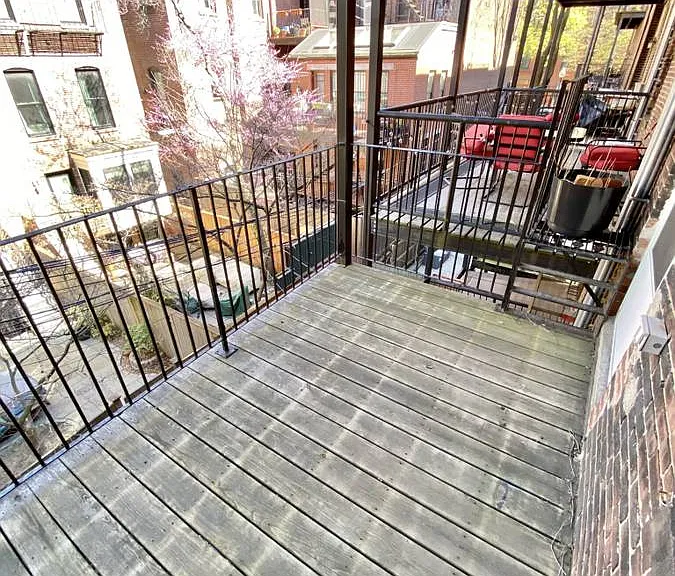 61 Clarendon St #5 — Photo 10