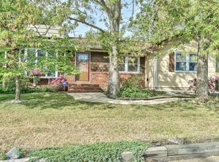 90 Birch St, Beachwood, NJ 08722