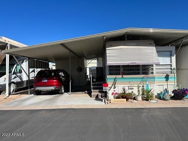 1st image of 326 E Barrel Cactus Ln