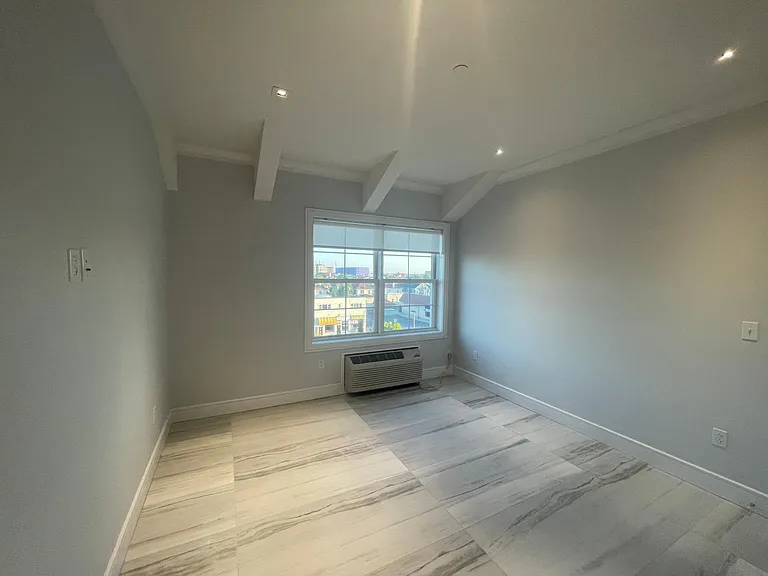 251 E Park Ave #E — Photo 8