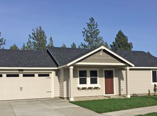 3244 NW 11th St #21, Redmond, OR 97756