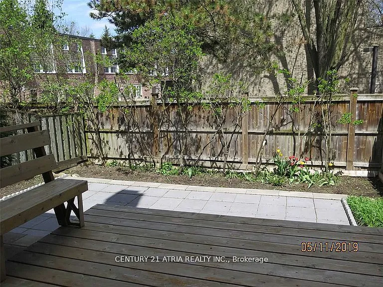 22 Foxglove Ct — Photo 13