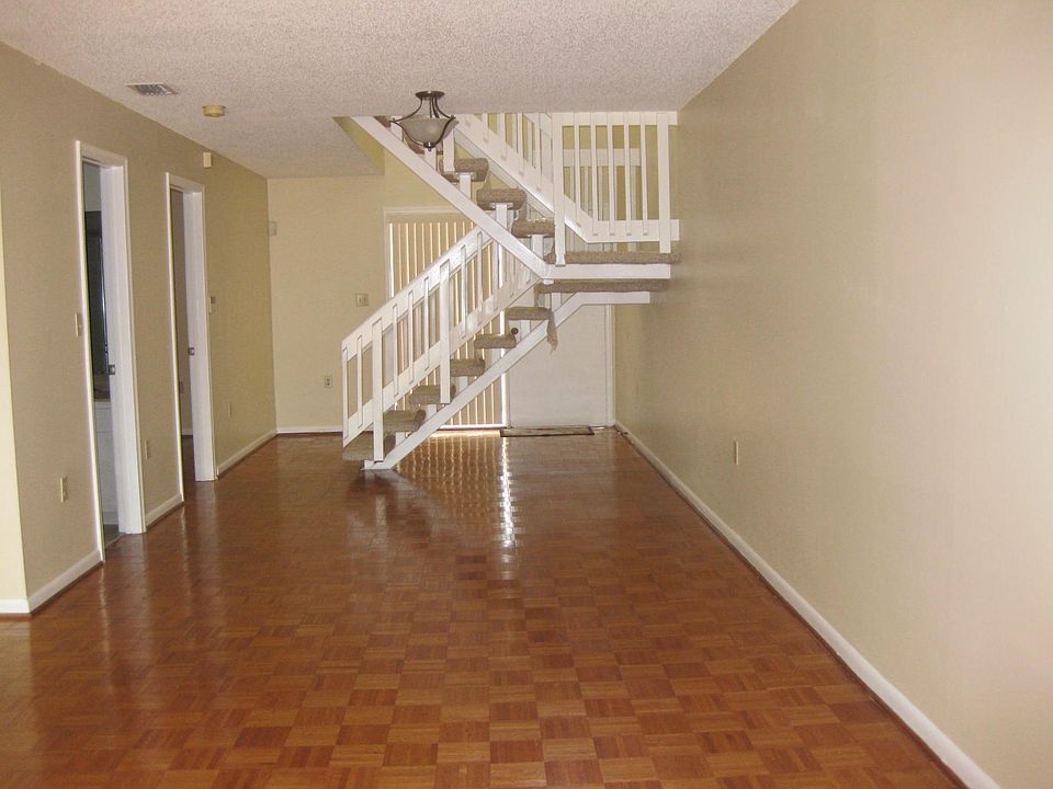 1st image of 10814 SW 72nd St APT 182