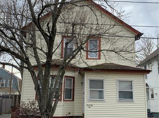 72 Cleveland Ave, Cranston, RI 02920