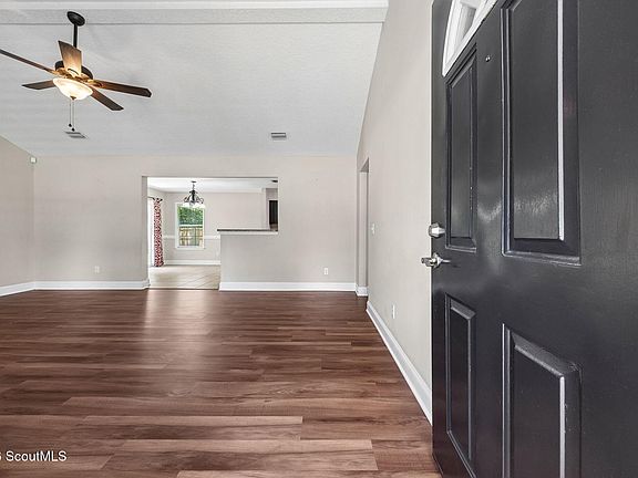 3rd image of 228 Merriwood Cir