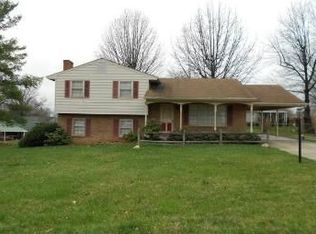 5314 N Lake Dr, Roanoke, VA 24019